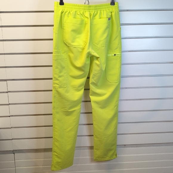 FIGS Citron Scrub Set - Yola and Catarina XS - Picture 7 of 11